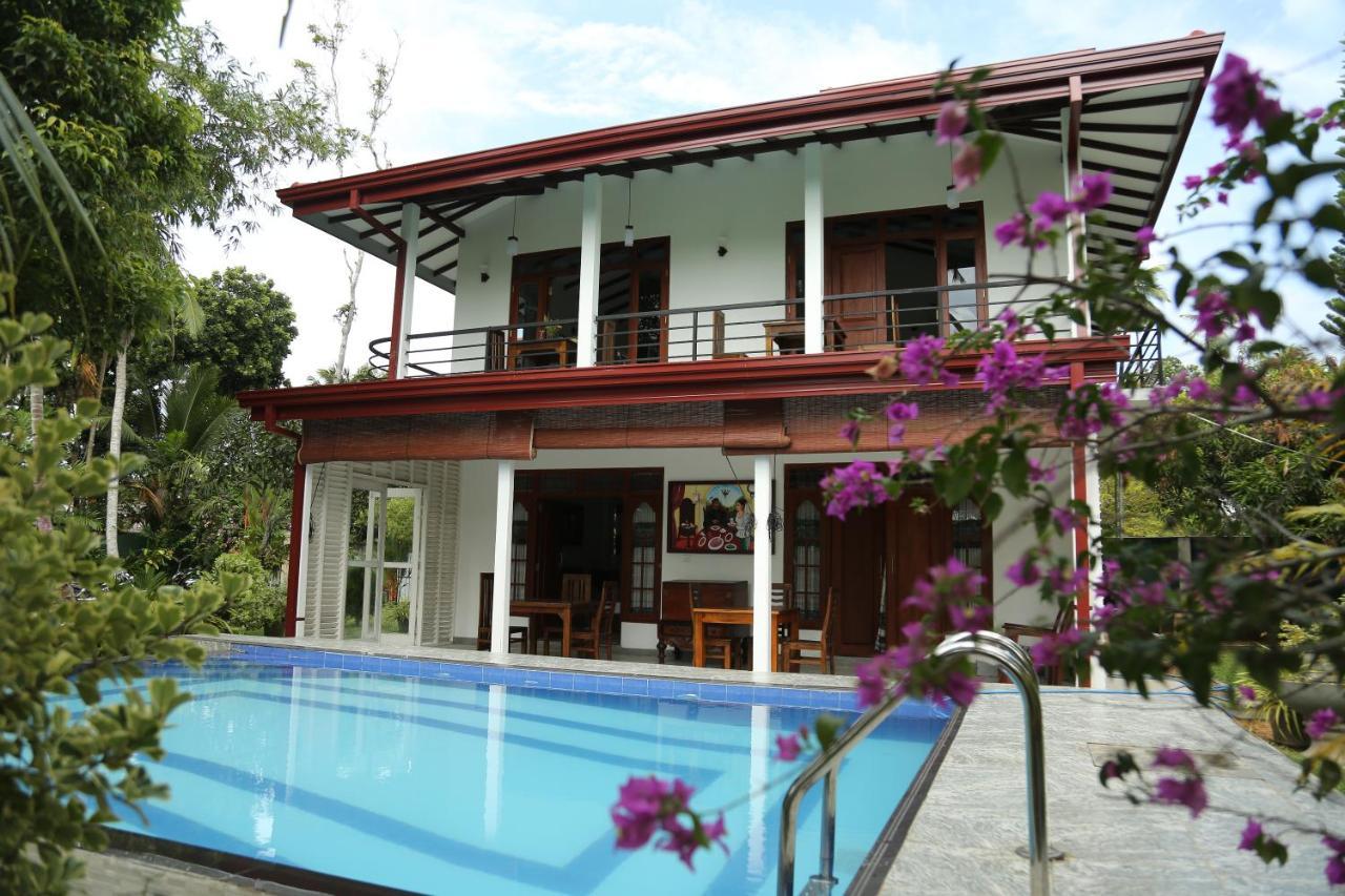 Villa A.Sms Induruwa Ngoại thất bức ảnh