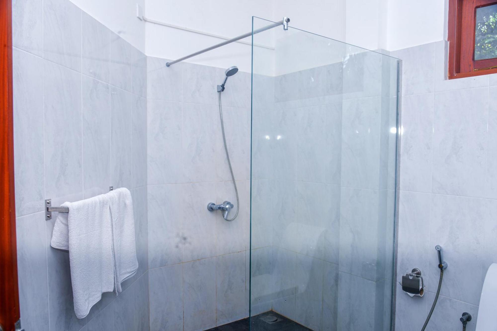Villa A.Sms Induruwa Ngoại thất bức ảnh