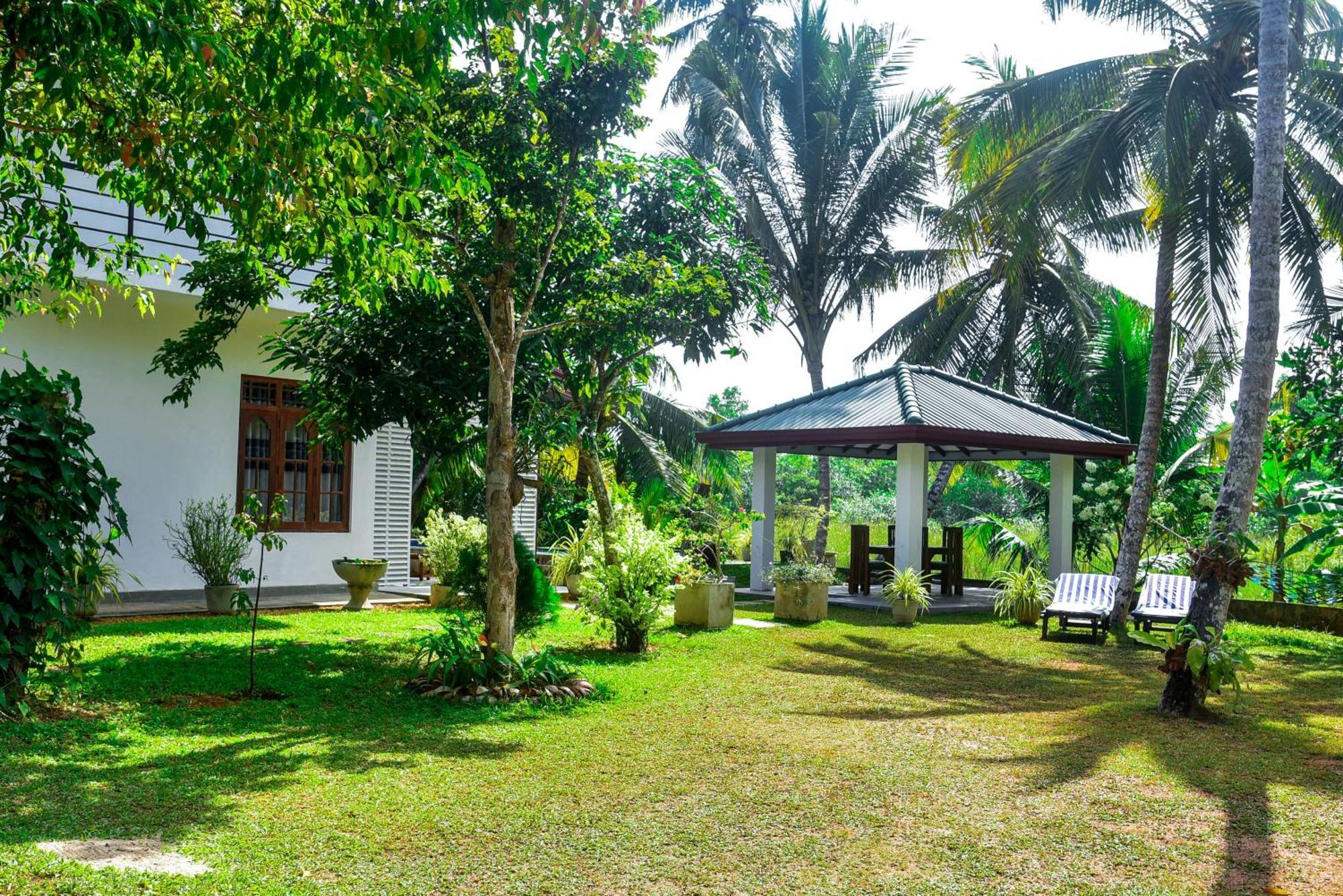 Villa A.Sms Induruwa Ngoại thất bức ảnh